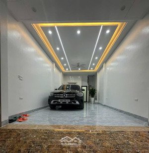 phân lô kim giang 15.5tỷ, 40m2 7tầng thang máy, ô tô, kinh doanh, nhà mới xây, trung tâm về ở ngay.