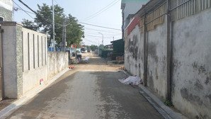 80 m2 cạnh đấu giá , oto tránh , lương quy, thư lâm zá nhỉnh 5 tỉ