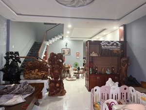 bán nhà 2 tầng gần biển tân trà diện tích 150m đường 10.5m