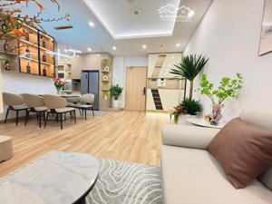 bán căn 3phòng ngủ, 86m2 giá 6,5 tỷ ở toà c7. nguyễn cơ thạch