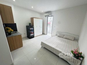 bán ccmn 32 phòng triều khúc thanh xuân 9 tầng thang máy doanh thu 125tr/ tháng sổ đỏ nở hậu