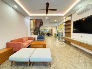 cho thuê nhà 3 tầng 4pn khu euro village. full nội thất