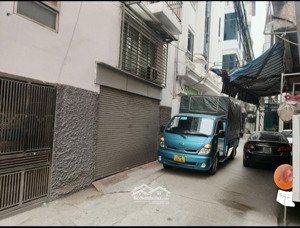 bán nhà yên lạc , hai bà trưng . dt 40m2 7t mặt tiền 5,3m giá 16,5tỷ .lh thu phương