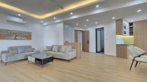 chính chủ bán gấp! căn góc 110m2 (3pn) tòa ct5b mễ trì thượng- mặt đại lộ thăng long- full nội thất