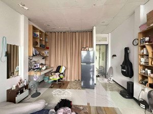 nhà riêng chính chủ , điện tích 182m2 đường cộng hoà tân bình