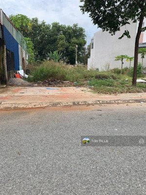 bán nhanh lô đất gần chợ bàu bàng siêu đẹp dt100m2 kcn bàu bàng 5phut sổ sẵn full luôn thổ cư 100%