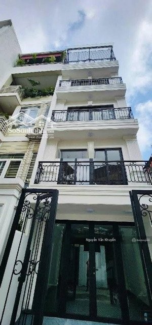 bán nhà hoa lâm, long biên - 30m2 x 5 tầng - ngõ thông 3.5m - full nội thất - giá 7.3 tỷ