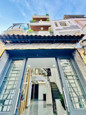 bán nhà thích quảng đức phường 5 phú nhuận giá 8.2 tỷ