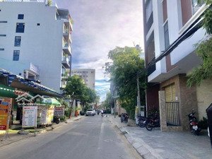 hiếm - lô góc 2 mặt tiền bà huyện thanh quan - ngay chợ mỹ an - hướng đông