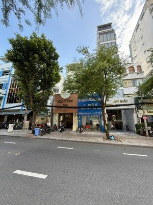 siêu phẩm 2 mặt tiền nguyễn bỉnh khiêm trung tâm p. sài gòn