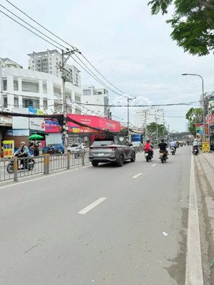 [quận 7 ] chủ cần tiền trước tết bán nhà 3 tầng mặt tiền đường nguyễn thị thập -121m - chỉ 22 tỷ