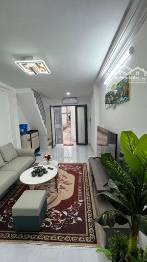 hiếm, nhà 24m2, 2 tầng phố vĩnh hưng, hoàng mai, 2 pngủ 2 wc ngõ nông, rộng pháp lý rõ ràng, ở ngay