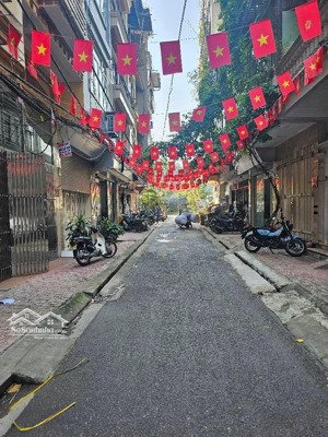 nhà xinh hồng hà 25m - 4t ở ngay - full nội thất - ngõ rộng thoáng - mt đẹp