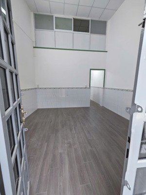 bán nhà 51m2, 2 phòng ngủ, gần chợ và giáo xứ đông thạnh