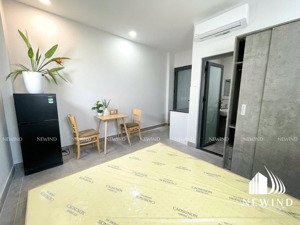 cho thuê chdv studio full nội thất nằm giữa trung tâm quận 7