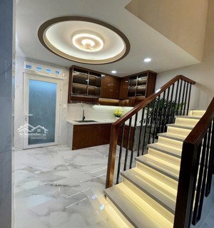 bán nr đẹp tại ngô quyền, 4,68 tỷ, 40m2, 2pn, 2wc, pháp lý đầy đủ