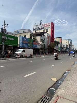 nhà 3 tầng bạch đằng,p14, bình thạnh,xe hơi ngủ trong nhàd.tich 105m2 (6.8x15)7pn,bán 17,5t,t.lượng