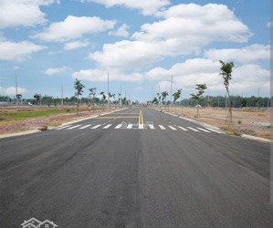 lô đất đ.d11-p.lai uyên-bàu bàng, gía 490 triệu, xây trọ tốt, gần tthc 300m, tiện ích đầy đủ