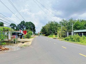 bán 271m (5, 5*50m) trên mt đường huyện 32m - sát tuyến tạo lực và ngay tt xã 550tr