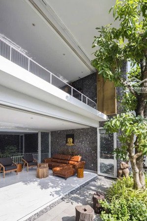 bán nhà 3 tầng không gian thoáng mát mặt tiền trần quý cáp trung tâm nha trang