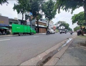 bán nhà mặt tiền quang trung, 22,5 tỷ, 180m2, chính chủ giá cực rẻ