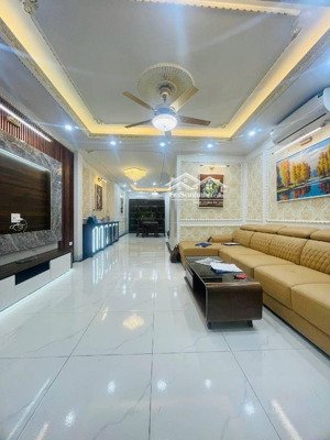 61m2 6 tầng thang máy võ chí công có tận 8 phòng ngủ