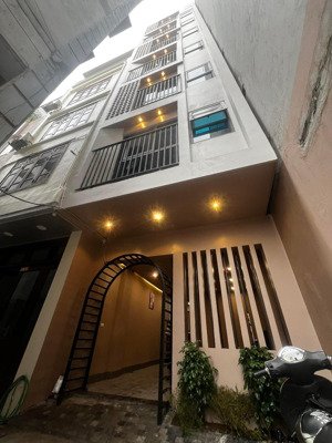 giá ngon! 15 tỷ hơn, bán nhà phú thượng, tây hồ - 62m2 - 8 tầng - 21 phòng kk - dòng tiền 90tr/th