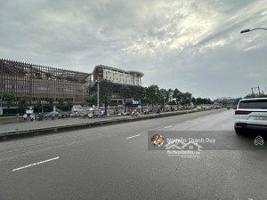 mặt tiền đường 400 hoàng hữu nam ngay ung bướu 2, bến xe mđ mới- 455m2 ngang 10m full thổ- 62 tỷ tl