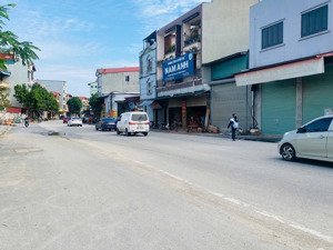 bán nhà mặt phố trục đường liên xã giá rẻ, view công viên. đường 4 làn xe chạy, vỉa hè rộng kd đỉnh