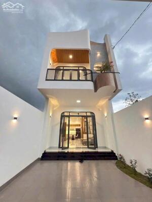 MUA NHÀ ĐÓN TẾT – GIÁ CHỈ 590 TRIỆU -Cuối đường Huỳnh Văn Nghệ – Bửu Long