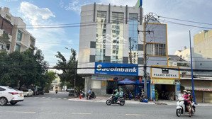 toà nhà góc 2 mặt tiền lương định của, quận 2