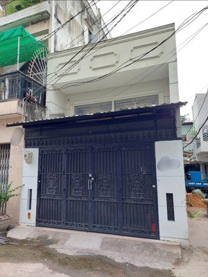 nhà 4,4x15 hẻm oto khu bình phú 1 , phường 12 ,quận 6