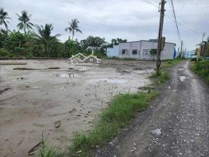 bán 2000m2 đất lúa khu vực chuyển thổ, thích hợp phân lô