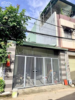 Bán nhà cấp 4 kiệt oto 6m Lên nhà số 64/114 Trần Đình Tri