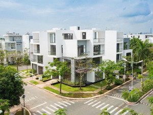 top những căn tốt nhất thị trường villa park giá từ 17,5 tỷ đến 50tỷ. đã có sổ hỗ trợ bank