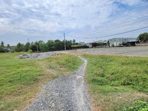 bán đất mt kênh 11 trồng cây lâu năm xã tân nhựt, tphcm, giá 10 tỷ