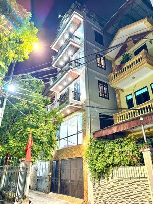 chính chủ bán căn nhà số 20 ngõ 542 xuân đỉnh