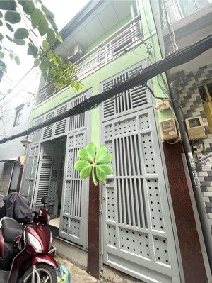 10 tỷ sở hữu 2 căn nhà 1 ở + 1 cho thuê ,công nhận 81m2 ngay bùi đình tuý_ bình thạnh