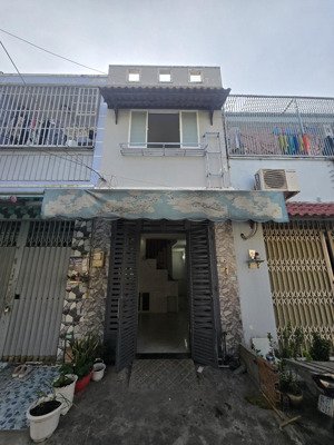 nhà bán gấp hẻm c3 phạm hùng bình hưng