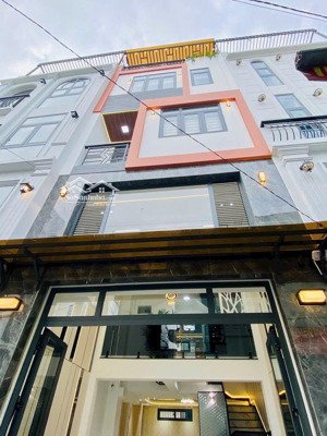 bán gấp trong tháng nhà riêng 42.1m2, tại phường 9, quận 3, hồ chí minh. lững + 2 tầng chỉ 2đồng5