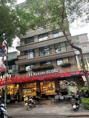 cho thuê nhà mặt phố hồ đắc di, diện tích 70m2 x 4 tầng, mặt tiền 8m