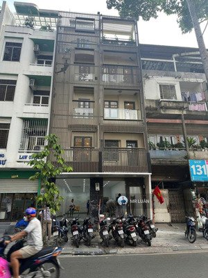 (duy nhất) bán 2 siêu phẩm tốt nhất q1 ,mặt tiền 127bc đường trần quang khải. phân khúc 70 - 90 tỷ