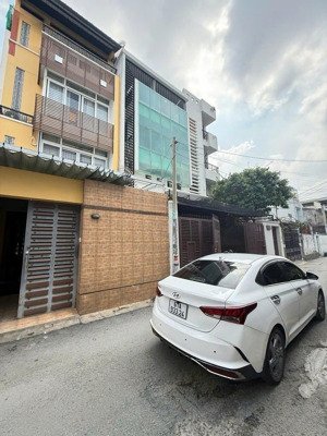 mặt tiền - 5,5x14m công nhận 50m2 , kết cấu 5 tầng , giá bán 12,9 tỷ tl