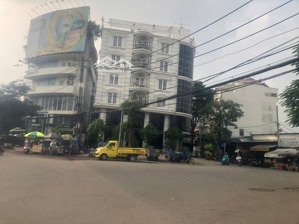 bán nhà 1 trệt 3 lầu mt kinh doanh đường phạm hùng