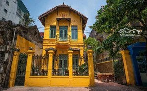 cho thuê biệt thự trung tâm quận ba đình-diện tích 400m2x 1 tầng, mặt tiền 13m- chủ cho mọi mô hình