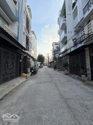 bán nhà 4 tầng hẻm 4m full nội thất giá hơn 7 tỷ ngay thành thái dt 43 m2