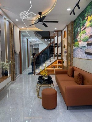 bán nhà riêng , tân kỳ tân quý, 5,6 tỷ, 60m2 hàng hiếm tại view đẹp