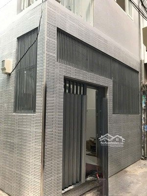 cho thuê nhà đẹp hẻm ba gác đường vĩnh viễn, q10
- dt : ngang 4,5 x dài 5m. 1 trệt, 1 lầu.