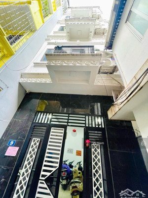 bán nhà trần quý cáp, ngõ nông, oto thông, full nội thất, kd cho thuê, dt 50m2 x 5t, giá: 11.3 tỷ