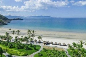 lô góc dt khủng 280m 2mt đường nguyễn phạm tuân cách trường sa chỉ 100m, gần bãi tắm đông hải